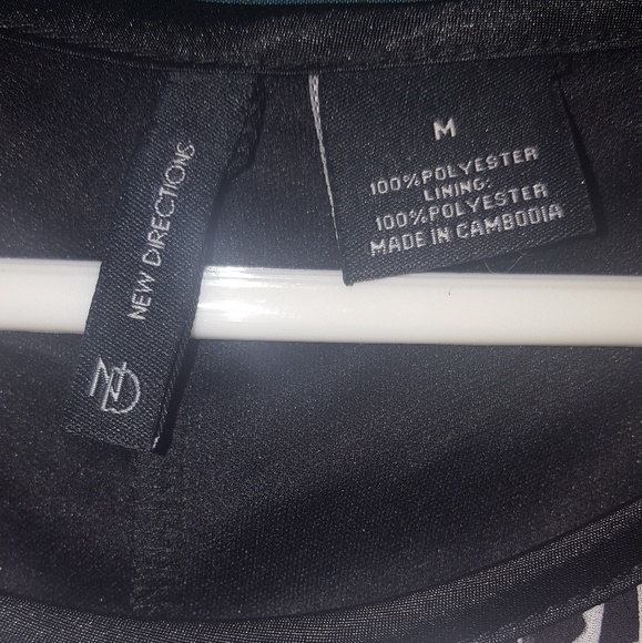 NEW DIRECTIONS TOP - Picture 4 of 4